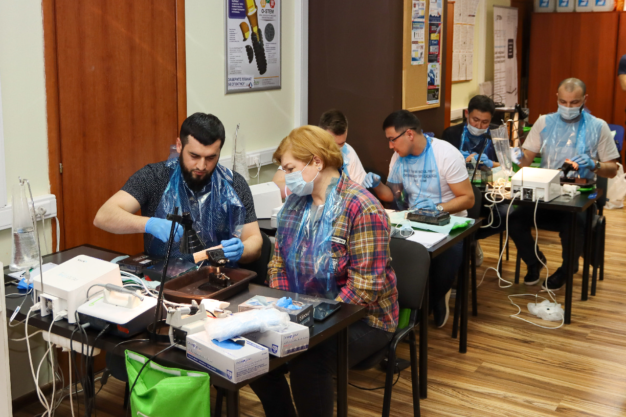 Продвинутый курс по имплантации. Костная пластика и синус-лифтинг